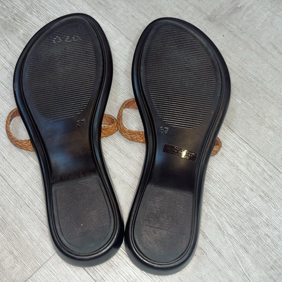 Italian Shoemakers Soft Leather sandal size 6 37 - Picture 2 of 4